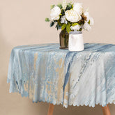 Aperturee - Aperturee Modern Abstract Round Tablecloth in Blue Gold and White for Contemporary and Elegant Dining Decor